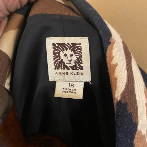 Anne Klein Comfortable Jacket - Picture 2 of 6